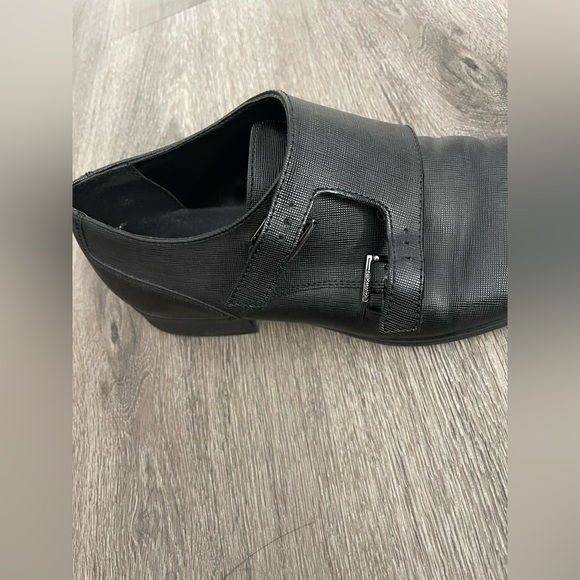 Calvin Klein Black Textured Men's Oxfords - Picture 8 of 9